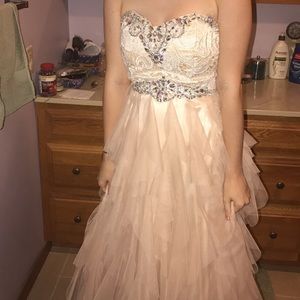 Beautiful champagne colored Prom dress!